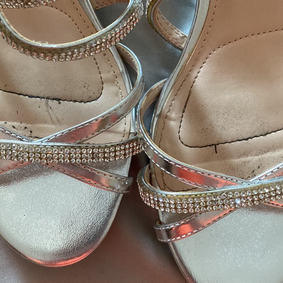 Silver sandals - Picture 3 of 11